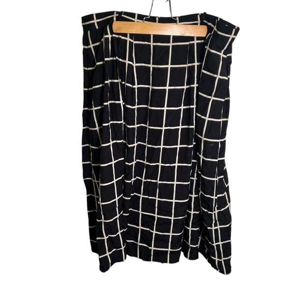 Evan Picone Dresses & Skirts - Vintage Evan Picone A-Line Skirt Black Window Pane Plaid 10